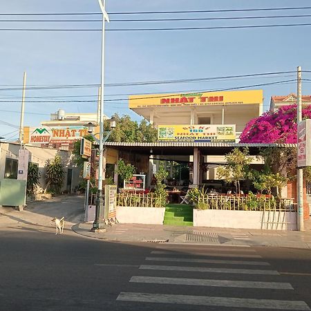 Homestay Nhat Thi Муйне Экстерьер фото