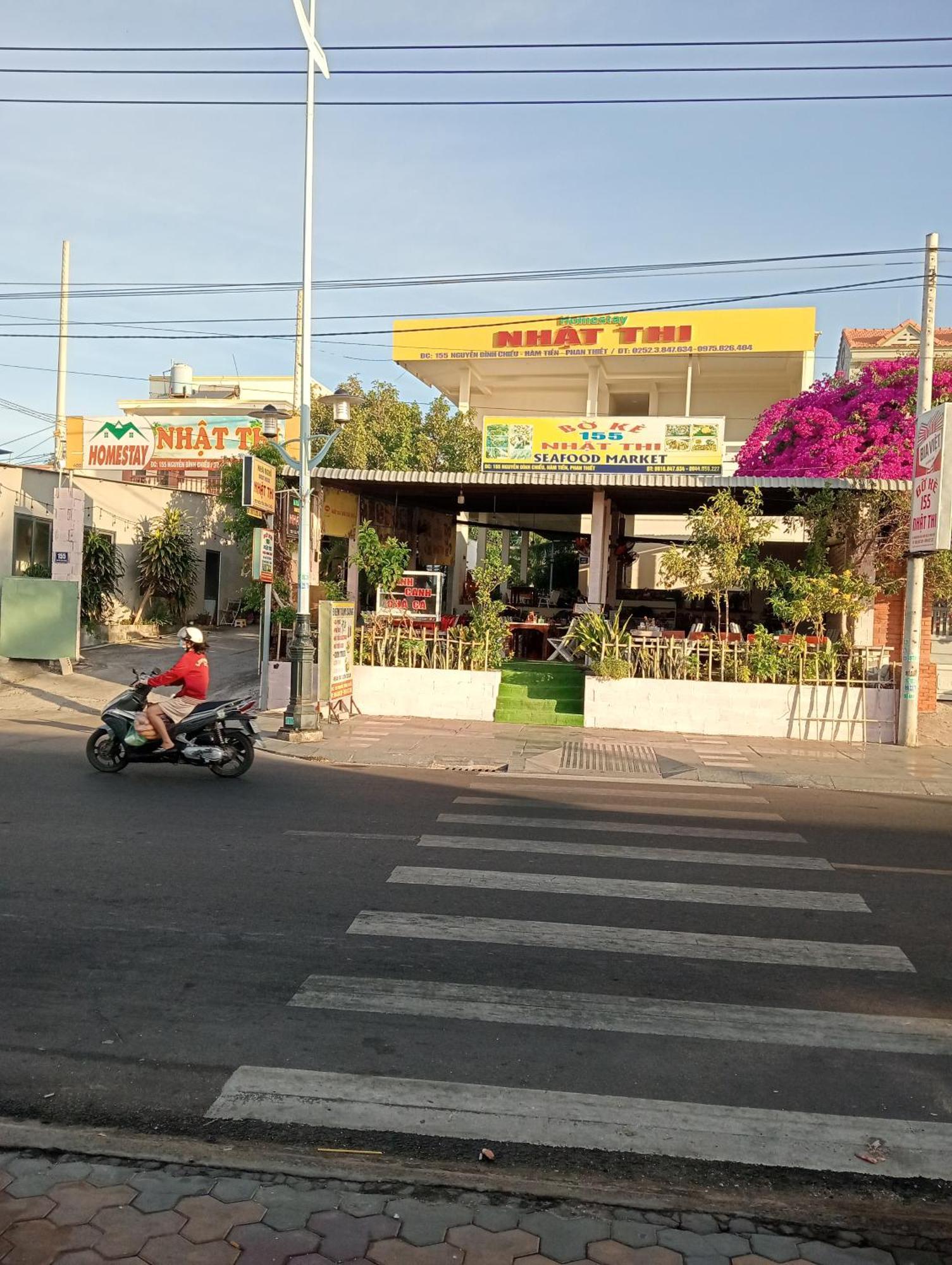 Homestay Nhat Thi Муйне Экстерьер фото